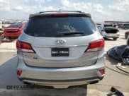 ✅ 2019 Hyundai Santa Fe SE • VIN: KM8SN4HF2KU305520 • Lot: 64616604. Wystawiony na Copart z przebiegiem 86 835 mil. Bezpłatny archiwum sprzedaży aukcyjnych z USA i szczegółowy raport historii pojazdu na DreamBid. Zdjęcie 6.