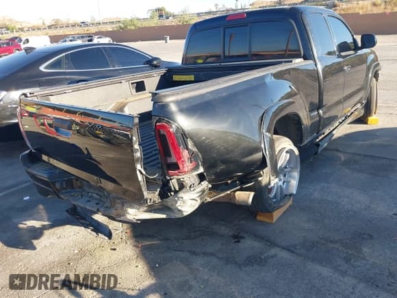 ✅ 2006 Toyota Tacoma X-Runner • VIN: 5TETU22N36Z315065 • Lot: 43029758. Wystawiony na IAAI z przebiegiem 140 563 mil. Bezpłatny archiwum sprzedaży aukcyjnych z USA i szczegółowy raport historii pojazdu na DreamBid. Zdjęcie 6.