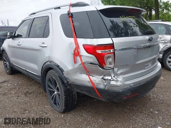✅ 2013 Ford Explorer Limited • VIN: 1FM5K7F81DGA36861 • Lot: 42306927. Wystawiony na IAAI z przebiegiem 172 603 mil. Bezpłatny archiwum sprzedaży aukcyjnych z USA i szczegółowy raport historii pojazdu na DreamBid. Zdjęcie 6.