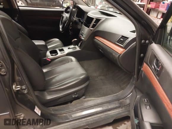 ✅ 2013 Subaru Outback Limited • VIN: 4S4BRBKC7D3214548 • Lot: 43905109. Listed on IAAI with 149,176 mi. Free auction sales archive from the USA and detailed vehicle history report at DreamBid. Image 5.