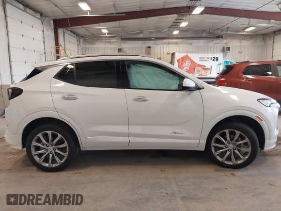 ✅ 2025 Buick Encore GX Avenir • VIN: KL4AMGSL2SB028697 • Lot: 42495350. Listed on IAAI with 3,921 mi. Free auction sales archive from the USA and detailed vehicle history report at DreamBid. Image 13.