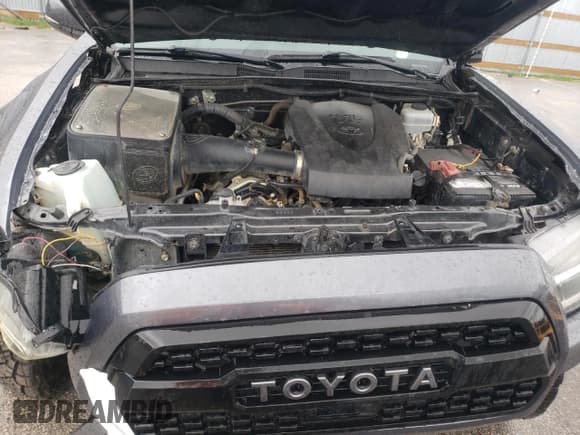 ✅ 2016 Toyota Tacoma SR • VIN: 3TMCZ5ANXGM017390 • Lot: 64838305. Wystawiony na Copart z przebiegiem 83 179 mil. Bezpłatny archiwum sprzedaży aukcyjnych z USA i szczegółowy raport historii pojazdu na DreamBid. Zdjęcie 11.