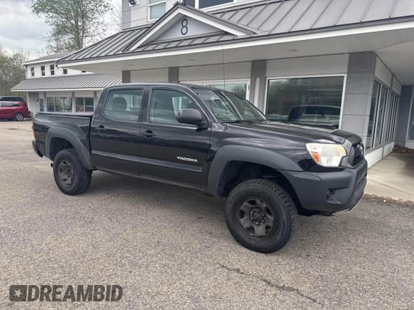 ✅ 2012 Toyota Tacoma • VIN: 5TFLU4EN2CX029699 • Лот: 42196149. Опубликован ранее на IAAI с пробегом 202 617 миль. Бесплатный доступ к архиву аукционных продаж из США и подробный отчёт об истории автомобиля на DreamBid. Изображение 1.