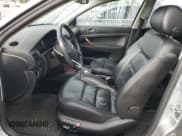 ✅ 2002 Volkswagen Passat GLX • VIN: WVWWH63B12E376702 • Lot: 82555674. Wystawiony na Copart z przebiegiem 191 443 mil. Bezpłatny archiwum sprzedaży aukcyjnych z USA i szczegółowy raport historii pojazdu na DreamBid. Zdjęcie 7.