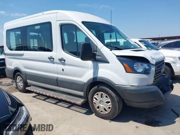 ✅ 2018 Ford Transit XL • VIN: 1FMZK1CM5JKB31481 • Lot: 42329280. Wystawiony na IAAI z przebiegiem 57 051 mil. Bezpłatny archiwum sprzedaży aukcyjnych z USA i szczegółowy raport historii pojazdu na DreamBid. Zdjęcie 13.
