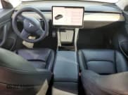 ✅ 2020 Tesla Model 3 Performance • VIN: 5YJ3E1EC3LF641009 • Lot: 51033205. Wystawiony na Copart z przebiegiem 118 245 mil. Bezpłatny archiwum sprzedaży aukcyjnych z USA i szczegółowy raport historii pojazdu na DreamBid. Zdjęcie 8.