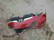 2013 Hyundai Veloster w/Gray Int z VIN KMHTC6AD6DU172309, wystawiony jako Copart lot #88300895 z przebiegiem 88 501 mil mil oraz Szkoda całkowita • Salvage title. Historia ofert i sprzedaży dostępna na DreamBid. Obrazek 14.