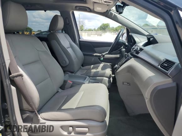 ✅ 2014 Honda Odyssey EX-L • VIN: 5FNRL5H64EB104570 • Lot: 56382095. Listed on Copart with 172,706 mi. Free auction sales archive from the USA and detailed vehicle history report at DreamBid. Image 7.