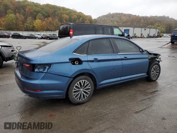 ✅ 2019 Volkswagen Jetta S • VIN: 3VWC57BU9KM227904 • Lot: 90533815. Wystawiony na Copart z przebiegiem 54 811 mil. Bezpłatny archiwum sprzedaży aukcyjnych z USA i szczegółowy raport historii pojazdu na DreamBid. Zdjęcie 3.