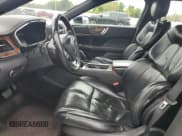 ✅ 2017 Lincoln Continental Livery • VIN: 1LN6L9HK7H5617725 • Lot: 84193145. Wystawiony na Copart z przebiegiem 216 956 mil. Bezpłatny archiwum sprzedaży aukcyjnych z USA i szczegółowy raport historii pojazdu na DreamBid. Zdjęcie 7.