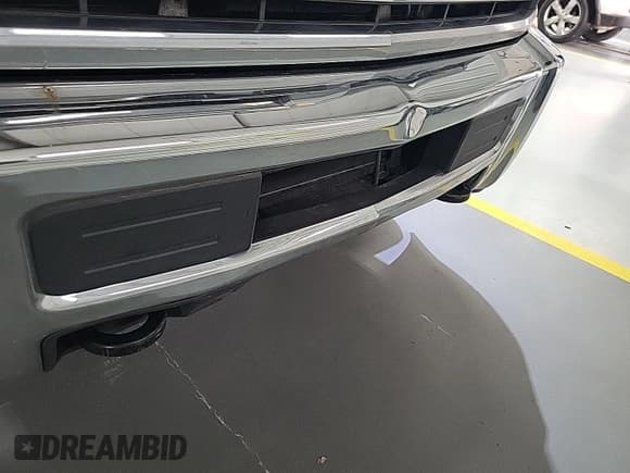 ✅ 2015 Chevrolet Silverado 2500HD Work Truck • VIN: 1GC2CUEG8FZ123188 • Лот: 43876615. Опубликован ранее на IAAI с пробегом 200 485 миль. Бесплатный доступ к архиву аукционных продаж из США и подробный отчёт об истории автомобиля на DreamBid. Изображение 17.