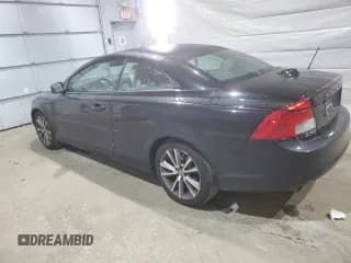 ✅ 2012 Volvo C70 T5 • VIN: YV1672MC6CJ128645 • Lot: 84834175. Wystawiony na Copart z przebiegiem 90 642 mil. Bezpłatny archiwum sprzedaży aukcyjnych z USA i szczegółowy raport historii pojazdu na DreamBid. Zdjęcie 2.