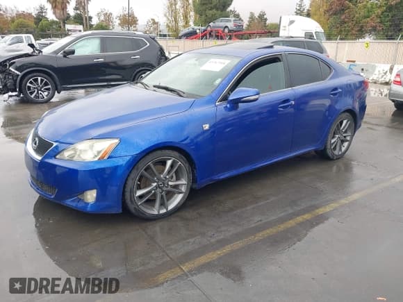 ✅ 2011 Lexus IS 250 • VIN: JTHBF5C23B5152067 • Lot: 43767518. Listed on IAAI with 111,168 mi. Free auction sales archive from the USA and detailed vehicle history report at DreamBid. Image 2.