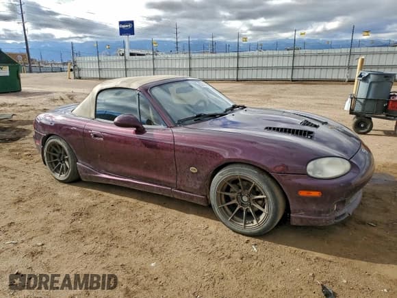 ✅ 2000 Mazda MX-5 Miata • VIN: JM1NB3537Y0147643 • Lot: 93718765. Listed on Copart with 250,900 mi. Free auction sales archive from the USA and detailed vehicle history report at DreamBid. Image 4.