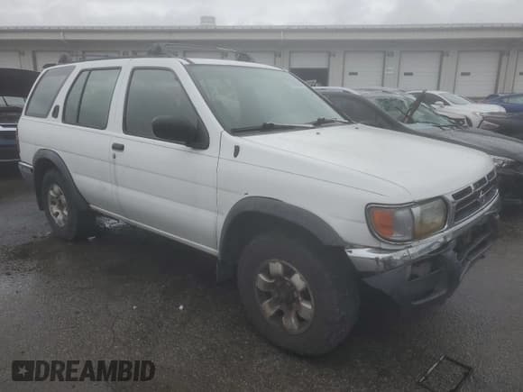 ✅ 1997 Nissan Pathfinder XE • VIN: JN8AR05Y6VW117244 • Lot: 70826584. Listed on Copart with 305,662 mi. Free auction sales archive from the USA and detailed vehicle history report at DreamBid. Image 4.
