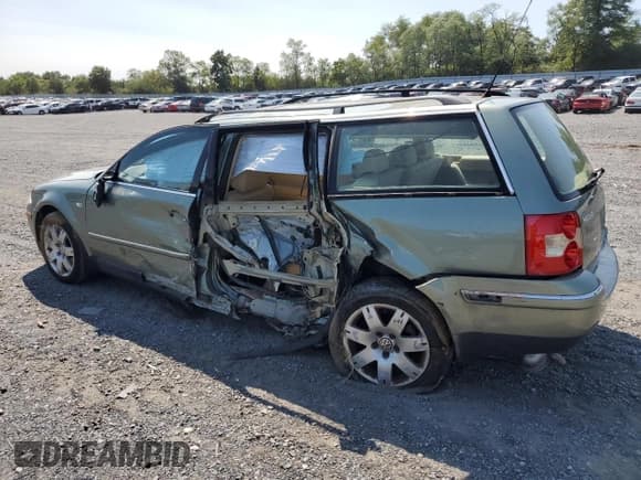 ✅ 2003 Volkswagen Passat GLX • VIN: WVWYH63B23E326238 • Lot: 70220704. Wystawiony na Copart z przebiegiem 167 857 mil. Bezpłatny archiwum sprzedaży aukcyjnych z USA i szczegółowy raport historii pojazdu na DreamBid. Zdjęcie 2.