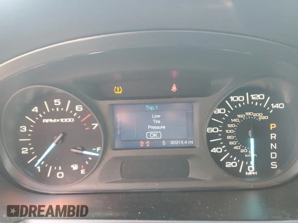 ✅ 2014 Ford Edge SE • VIN: 2FMDK3GC3EBA09094 • Lot: 89682685. Wystawiony na Copart z przebiegiem 90 914 mil. Bezpłatny archiwum sprzedaży aukcyjnych z USA i szczegółowy raport historii pojazdu na DreamBid. Zdjęcie 9.