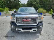 ✅ 2016 GMC Sierra 3500HD Denali • VIN: 1GT42YE89GF239675 • Лот: 62579115. Опубликован ранее на Copart с пробегом 243 566 миль. Бесплатный доступ к архиву аукционных продаж из США и подробный отчёт об истории автомобиля на DreamBid. Изображение 5.