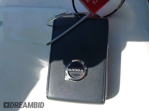 ✅ 2023 Volvo XC90 Plus • VIN: YV4L12PN7P1972817 • Lot: 41846312. Listed on IAAI with 36,869 mi. Free auction sales archive from the USA and detailed vehicle history report at DreamBid. Image 11.