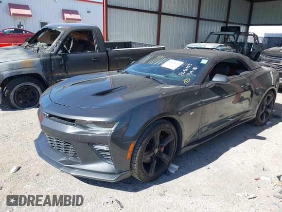 2017 Chevrolet Camaro 2SS z VIN 1G1FH3D76H0122250, wystawiony jako IAAI lot #43434570 z przebiegiem 70 150 mil mil oraz . Historia ofert i sprzedaży dostępna na DreamBid. Obrazek 2.