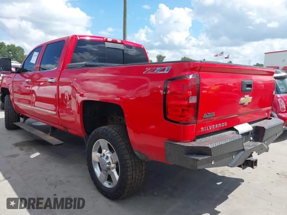 ✅ 2016 Chevrolet Silverado 2500HD LTZ • VIN: 1GC1KWE80GF188056 • Lot: 42568288. Listed on IAAI with 211,493 mi. Free auction sales archive from the USA and detailed vehicle history report at DreamBid. Image 3.