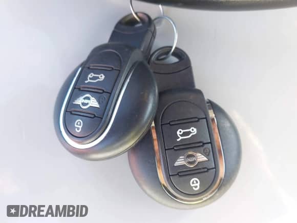 2017 MINI Hardtop Cooper S with VIN WMWXP7C57H3B93462, listed as a IAAI auction lot 43517920 with 56,050 mi miles and . Bid and sale history available at DreamBid. Image 11.