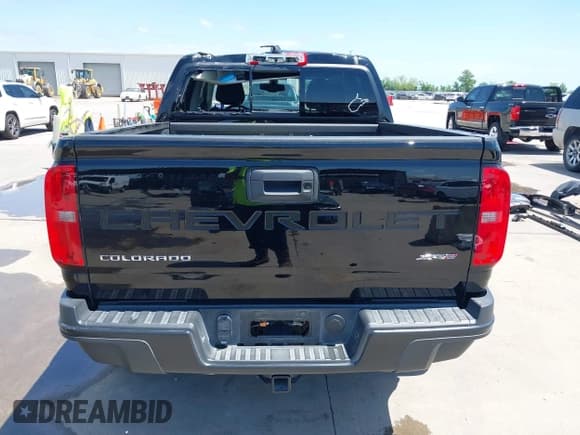 ✅ 2022 Chevrolet Colorado 4WD ZR2 • VIN: 1GCGTEEN6N1326782 • Лот: 42105207. Опубликован ранее на IAAI с пробегом 47 103 миль. Бесплатный доступ к архиву аукционных продаж из США и подробный отчёт об истории автомобиля на DreamBid. Изображение 17.