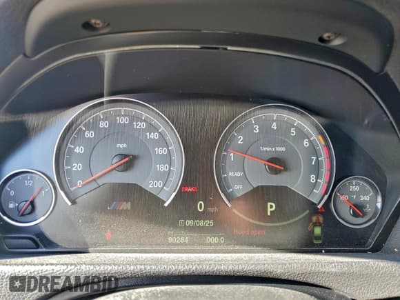 ✅ 2018 BMW M3 • VIN: WBS8M9C53J5J79845 • Lot: 95114735. Listed on Copart with 90,284 mi. Free auction sales archive from the USA and detailed vehicle history report at DreamBid. Image 9.