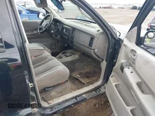 ✅ 2004 Dodge Dakota Sport • VIN: 1D7HL38N94S538692 • Lot: 41843739. Wystawiony na IAAI z przebiegiem 198 719 mil. Bezpłatny archiwum sprzedaży aukcyjnych z USA i szczegółowy raport historii pojazdu na DreamBid. Zdjęcie 5.
