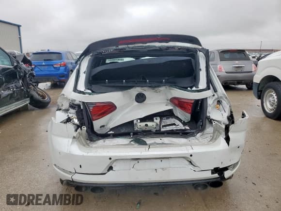 ✅ 2019 Volkswagen Golf R • VIN: WVWVA7AU9KW148757 • Lot: 51879055. Listed on Copart with 32,934 mi. Free auction sales archive from the USA and detailed vehicle history report at DreamBid. Image 6.