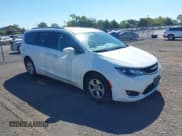 ✅ 2017 Chrysler Pacifica Touring L Plus • VIN: 2C4RC1EG5HR643987 • Lot: 43177799. Wystawiony na IAAI z przebiegiem 97 617 mil. Bezpłatny archiwum sprzedaży aukcyjnych z USA i szczegółowy raport historii pojazdu na DreamBid. Zdjęcie 1.