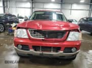 ✅ 2004 Ford Explorer Eddie Bauer • VIN: 1FMDU74W04UB84038 • Lot: 86359014. Wystawiony na Copart z przebiegiem 265 988 mil. Bezpłatny archiwum sprzedaży aukcyjnych z USA i szczegółowy raport historii pojazdu na DreamBid. Zdjęcie 5.