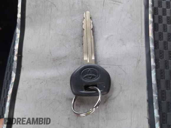 ✅ 2008 Toyota RAV4 Sport • VIN: JTMZK32V585017192 • Lot: 42673654. Listed on IAAI with 158,494 mi. Free auction sales archive from the USA and detailed vehicle history report at DreamBid. Image 11.