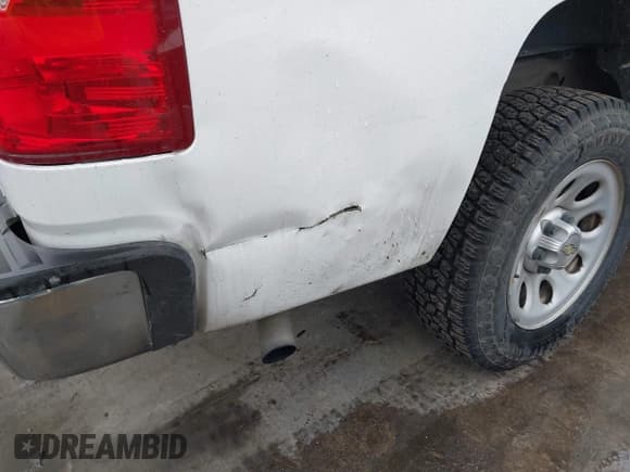 ✅ 2013 Chevrolet Silverado 1500 Work Truck • VIN: 1GCNCPEX1DZ390295 • Lot: 43853429. Wystawiony na IAAI z przebiegiem 111 971 mil. Bezpłatny archiwum sprzedaży aukcyjnych z USA i szczegółowy raport historii pojazdu na DreamBid. Zdjęcie 12.