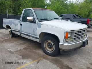 1991 Chevrolet Silverado 2500 с VIN 1GCFC24K0MZ179702, выставлен на аукционе IAAI как лот 42152193 с пробегом 173 268 миль миль и . История ставок и продаж доступна на DreamBid. Изображение 1.