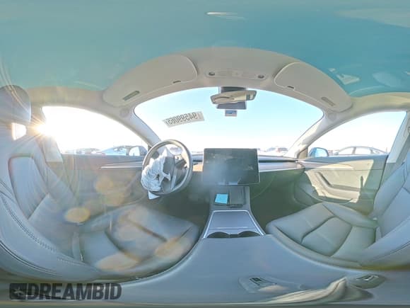 ✅ 2023 Tesla Model 3 • VIN: 5YJ3E1EA7PF694039 • Lot: 94599065. Wystawiony na Copart z przebiegiem 31 380 mil. Bezpłatny archiwum sprzedaży aukcyjnych z USA i szczegółowy raport historii pojazdu na DreamBid. Zdjęcie 15.