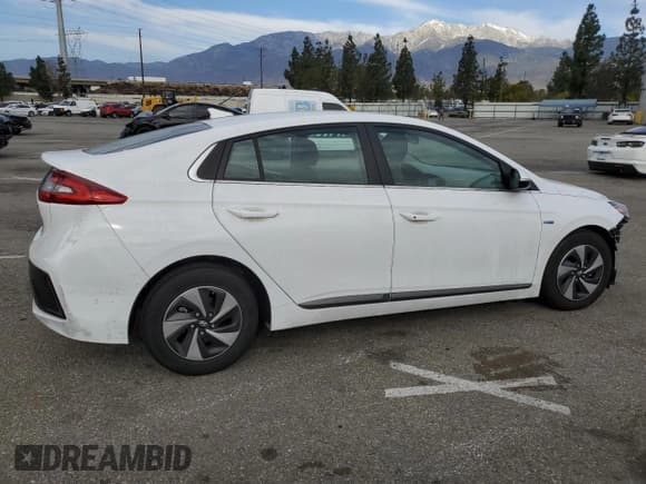✅ 2019 Hyundai Ioniq SEL • VIN: KMHC75LC6KU127838 • Lot: 41649605. Wystawiony na Copart z przebiegiem 83 360 mil. Bezpłatny archiwum sprzedaży aukcyjnych z USA i szczegółowy raport historii pojazdu na DreamBid. Zdjęcie 3.