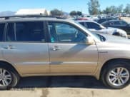 ✅ 2007 Toyota Highlander • VIN: JTEHW21A170039934 • Lot: 43797002. Wystawiony na IAAI z przebiegiem 225 514 mil. Bezpłatny archiwum sprzedaży aukcyjnych z USA i szczegółowy raport historii pojazdu na DreamBid. Zdjęcie 13.