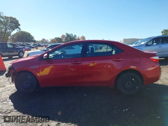 ✅ 2015 Toyota Corolla LE • VIN: 5YFBURHE4FP280425 • Lot: 43608903. Wystawiony na IAAI z przebiegiem 168 370 mil. Bezpłatny archiwum sprzedaży aukcyjnych z USA i szczegółowy raport historii pojazdu na DreamBid. Zdjęcie 15.