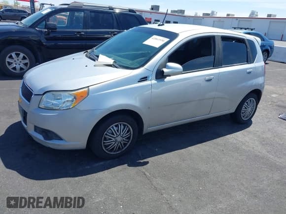 ✅ 2009 Chevrolet Aveo 1LT • VIN: KL1TD66E29B620770 • Lot: 42061930. Wystawiony na IAAI z przebiegiem 122 087 mil. Bezpłatny archiwum sprzedaży aukcyjnych z USA i szczegółowy raport historii pojazdu na DreamBid. Zdjęcie 2.