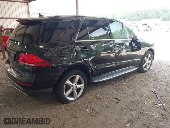 ✅ 2016 Mercedes-Benz GLE 350 • VIN: 4JGDA5JBXGA687645 • Lot: 42689924. Wystawiony na IAAI z przebiegiem 41 921 mil. Bezpłatny archiwum sprzedaży aukcyjnych z USA i szczegółowy raport historii pojazdu na DreamBid. Zdjęcie 4.