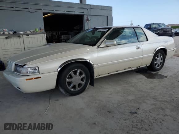 ✅ 2001 Cadillac Eldorado Touring ETC • VIN: 1G6ET12921B104402 • Lot: 52319595. Wystawiony na Copart z przebiegiem 82 946 mil. Bezpłatny archiwum sprzedaży aukcyjnych z USA i szczegółowy raport historii pojazdu na DreamBid. Zdjęcie 1.