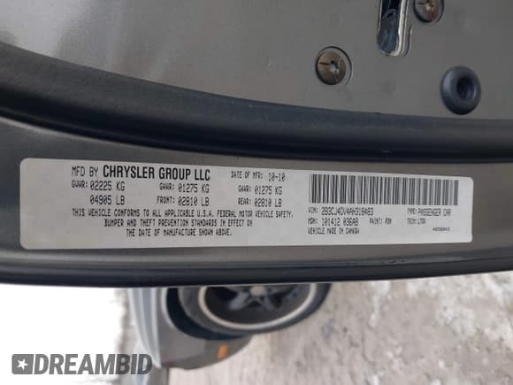 ✅ 2010 Dodge Challenger SE • VIN: 2B3CJ4DV4AH318483 • Lot: 41356521. Wystawiony na IAAI z przebiegiem 111 356 mil. Bezpłatny archiwum sprzedaży aukcyjnych z USA i szczegółowy raport historii pojazdu na DreamBid. Zdjęcie 9.