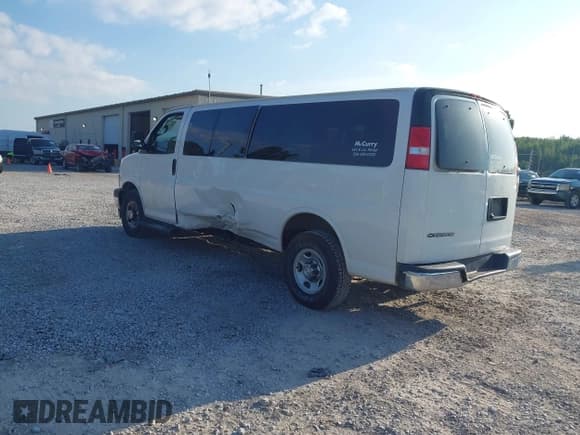 ✅ 2020 Chevrolet Express Passenger LT • VIN: 1GAZGPFG5L1173214 • Lot: 43059629. Listed on IAAI with 109,145 mi. Free auction sales archive from the USA and detailed vehicle history report at DreamBid. Image 3.
