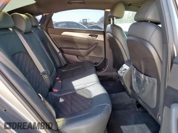 ✅ 2019 Hyundai Sonata SEL • VIN: 5NPE34AF2KH768088 • Лот: 91463785. Опубликован ранее на Copart с пробегом Не указан. Бесплатный доступ к архиву аукционных продаж из США и подробный отчёт об истории автомобиля на DreamBid. Изображение 10.