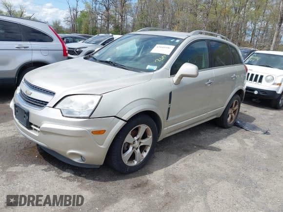 ✅ 2014 Chevrolet Captiva Sport LT • VIN: 3GNAL3EK1ES560043 • Lot: 42049586. Wystawiony na IAAI z przebiegiem 149 268 mil. Bezpłatny archiwum sprzedaży aukcyjnych z USA i szczegółowy raport historii pojazdu na DreamBid. Zdjęcie 2.