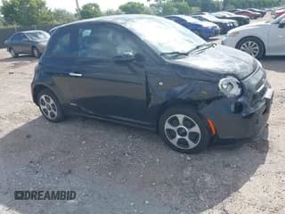 ✅ 2016 FIAT 500e • VIN: 3C3CFFGE5GT184059 • Lot: 40993349. Wystawiony na IAAI z przebiegiem 47 833 mil. Bezpłatny archiwum sprzedaży aukcyjnych z USA i szczegółowy raport historii pojazdu na DreamBid. Zdjęcie 1.