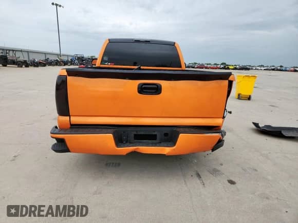 2007 Chevrolet Silverado 1500 Work Truck with VIN 1GCEC14VX7Z180618, listed as a Copart auction lot 63578245 with 199,132 mi miles and Salvage title. Bid and sale history available at DreamBid. Image 6.