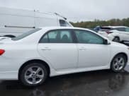 ✅ 2012 Toyota Corolla LE • VIN: 2T1BU4EE5CC792374 • Lot: 43571743. Wystawiony na IAAI z przebiegiem 247 263 mil. Bezpłatny archiwum sprzedaży aukcyjnych z USA i szczegółowy raport historii pojazdu na DreamBid. Zdjęcie 13.