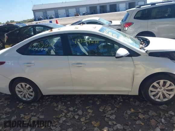 2020 Hyundai Accent SE with VIN 3KPC24A61LE098386, listed as a IAAI auction lot 43324231 with 83,771 mi miles and . Bid and sale history available at DreamBid. Image 13.